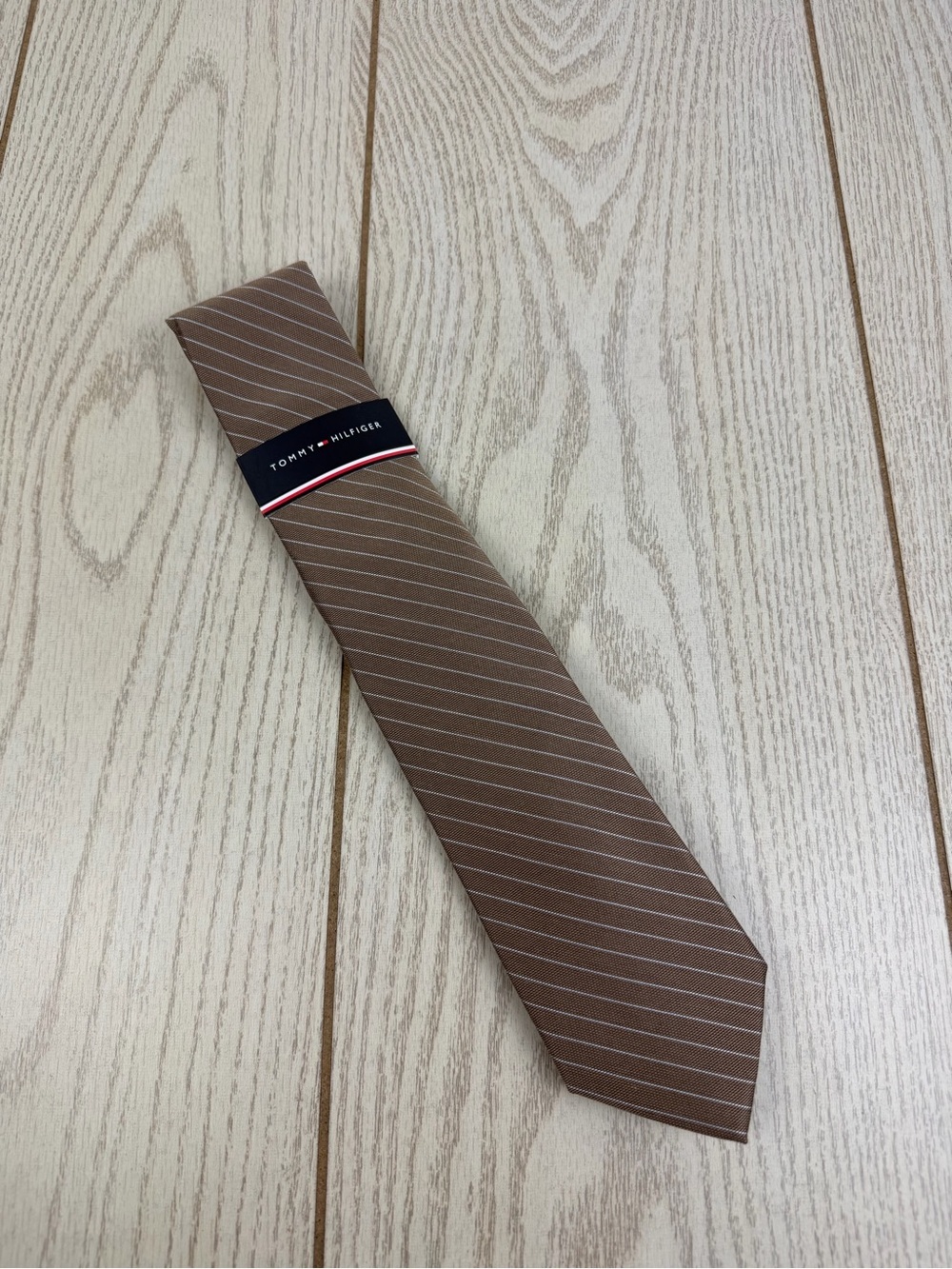 853 Tommy Hilfiger Tie Brown Pin Stripe 200 TL21100233 Silk Poly Blend $69.50